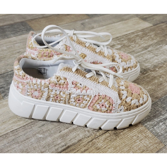 Free People Catch Me If You Can Crochet Boho Sneaker Womens Shoes Cottage Core - Picture 1 of 5